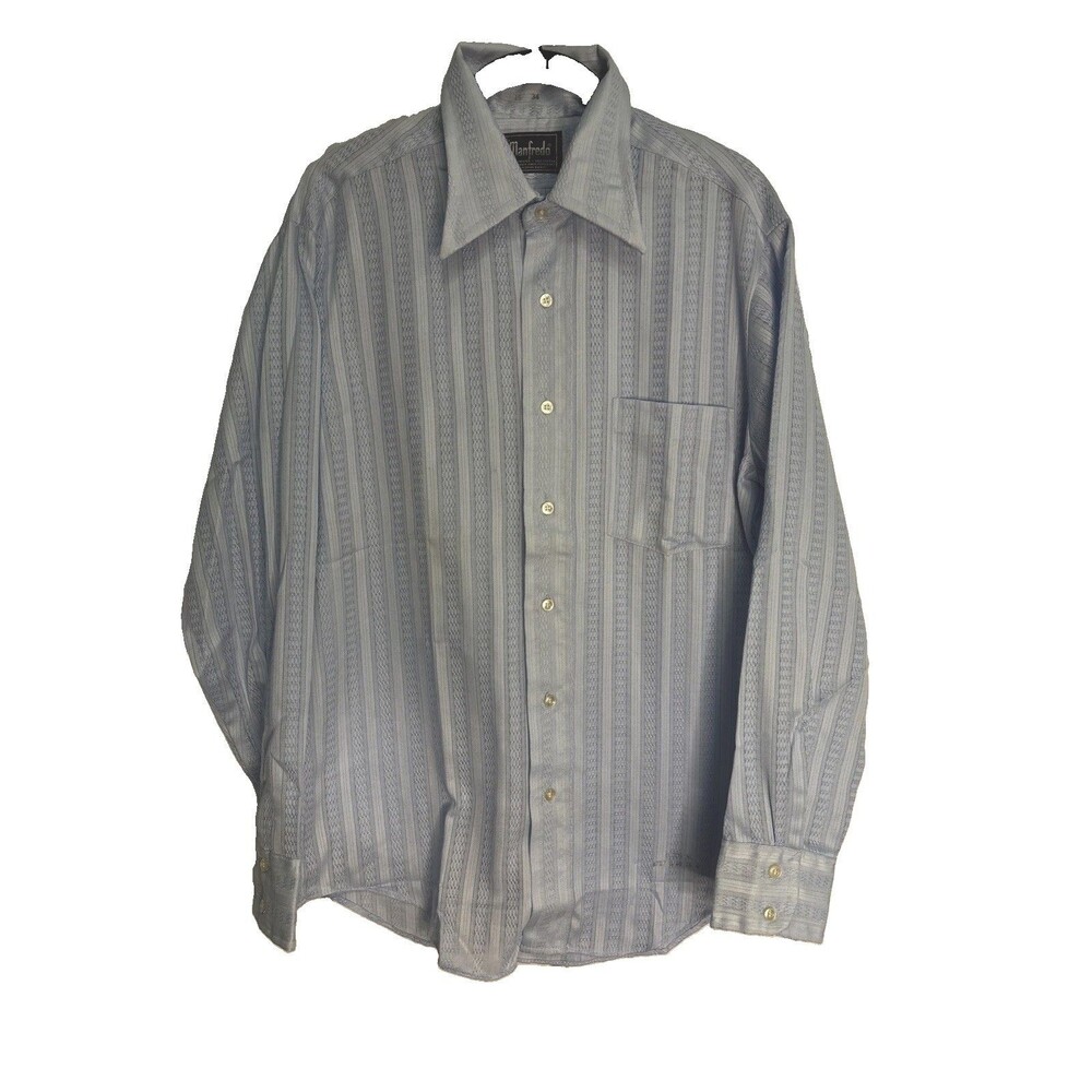 Vintage 70’s Mens Light Blue Long Sleeve Shirt with Dagger Collar 15-34 (Medium)